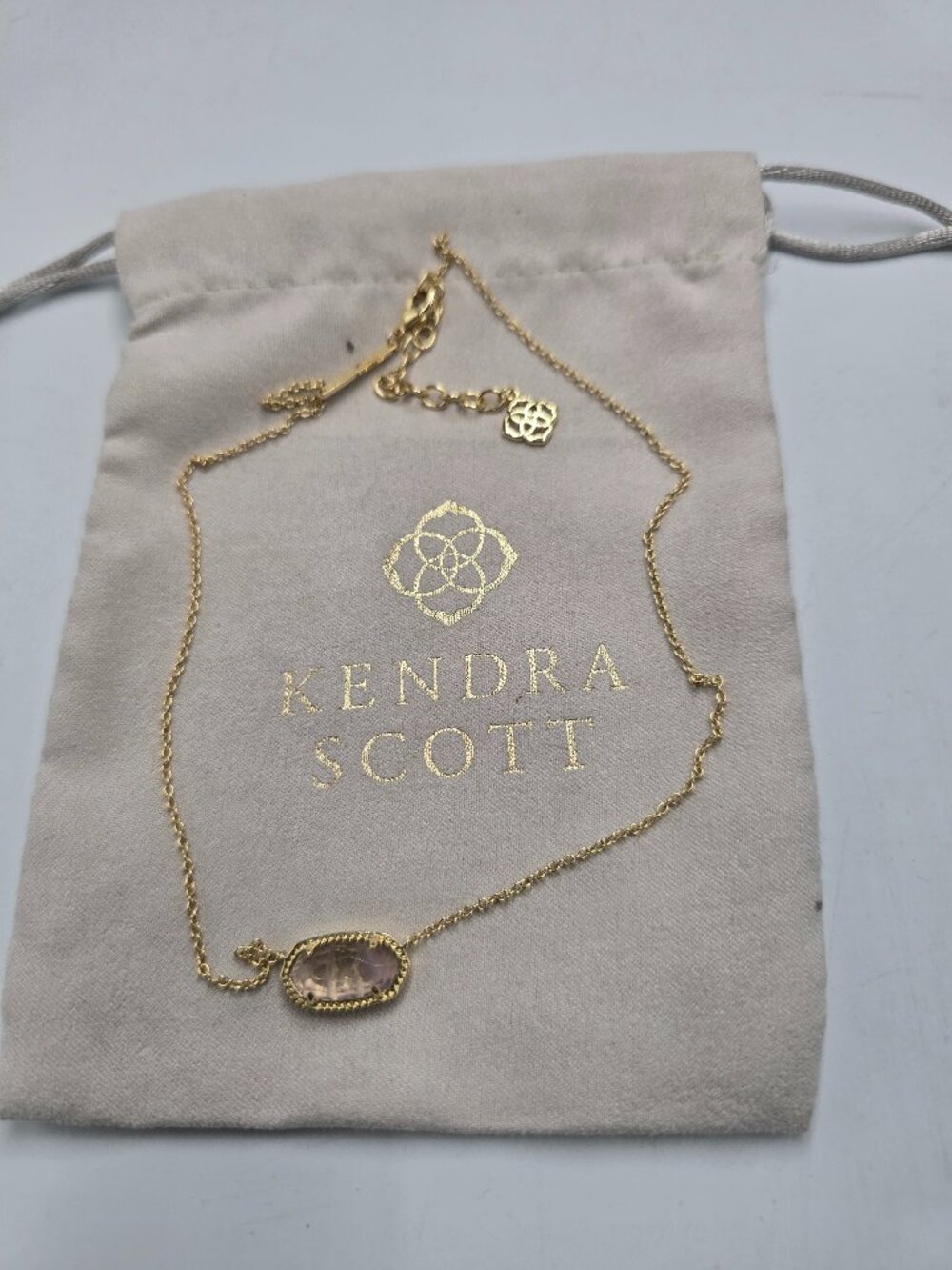 Kendra Scott Pendant